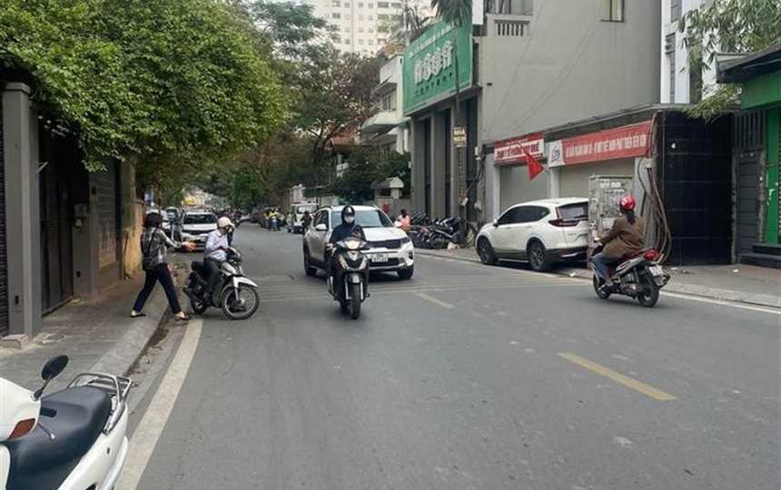 Bán Nhà Đất 2 Mặt Tiền Kinh Doanh 1 Vốn 4 Lời Cạnh Hồ Tây, P. Thụy Khuê, Tây Hồ, 34 Tỷ