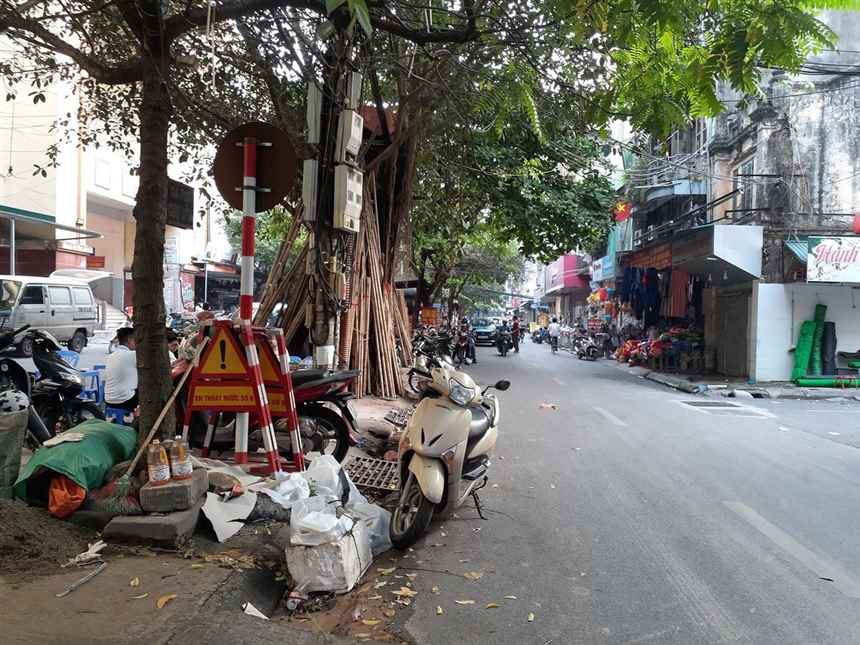 Bán Nhanh Đất Mặt Phố Tặng Nhà 4 Tầng Phường Nguyễn Trãi, Hà Đông, Dt 210m2, Vị Trí Đắc Địa, Giá Nhỉnh 33 Tỷ