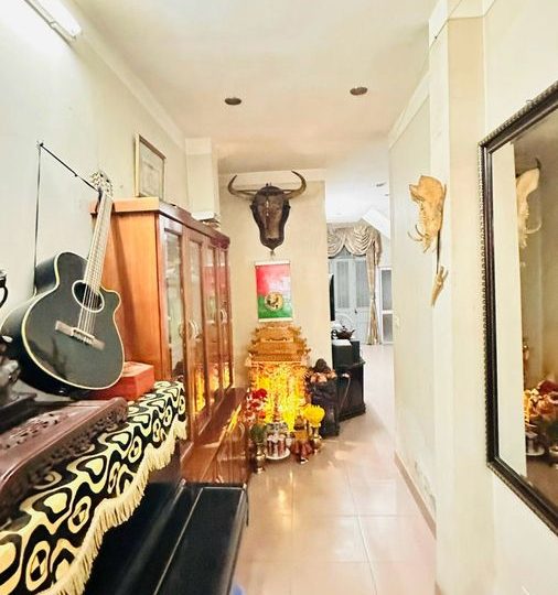 Bán nhà mặt phố Giảng Võ kinh doanh đỉnh, nhỉnh 70 tỷ