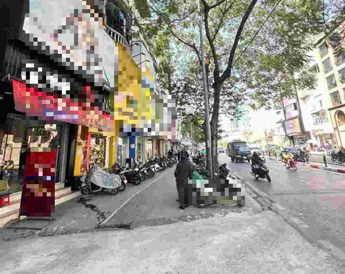 Bán Nhà Nguyên Căn Gần Học Viện Ngân Hàng, Giá 33 Tỷ, 5 Tầng, Sổ Đỏ Đẹp, Dt 48m2