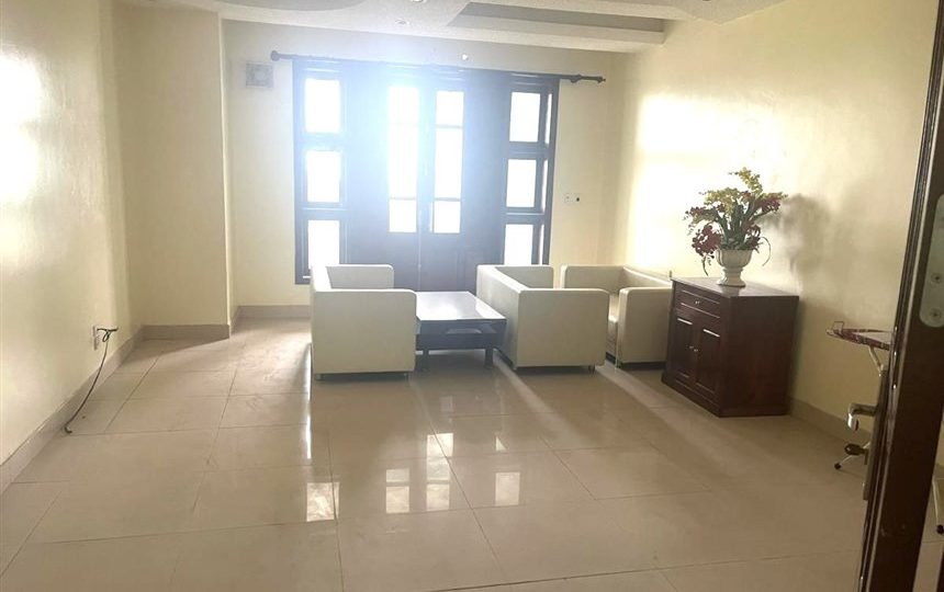 Bán Nhà Mặt Phố Ngô Gia Tự Nhỉnh 23 Tỷ, 6 Tầng Thang Máy Xịn, Gara ô Tô, Trước Nhà Vỉa Hè Rộng