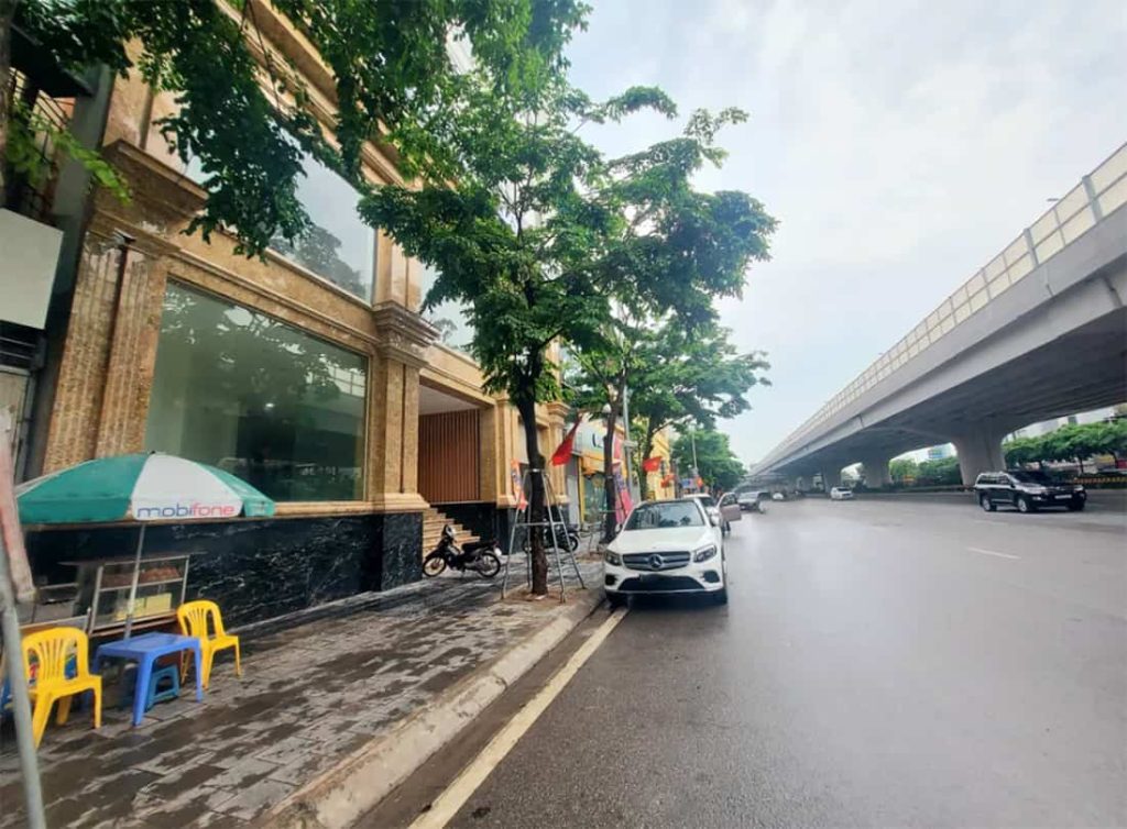 Bán nhà phố Phạm Văn Đồng, Bắc Từ Liêm, DT 296m2, 8 tầng, MT 16m siêu rộng, giá 146 tỷ