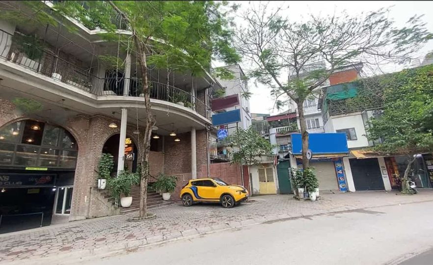 Bán nhà phố Đội Cấn, DT 586m2, MT 25m 3 mặt thoáng, giá 137 tỷ