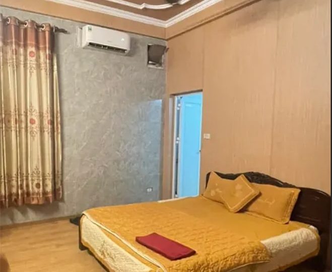 Bán nhà phố Kim Ngưu 76 tỷ, DT 315m2 sân rộng để xe thoải mái
