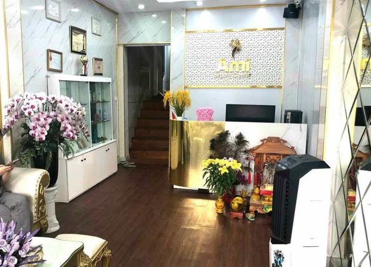 Bán Nhà Phố Tại Xã Đàn 32 Tỷ, Quận Đống Đa, 2 Mặt Siêu Thoáng, Nhà 5 Tầng, Kinh Doanh Sôi Động, Vỉa Hè Đá Bóng