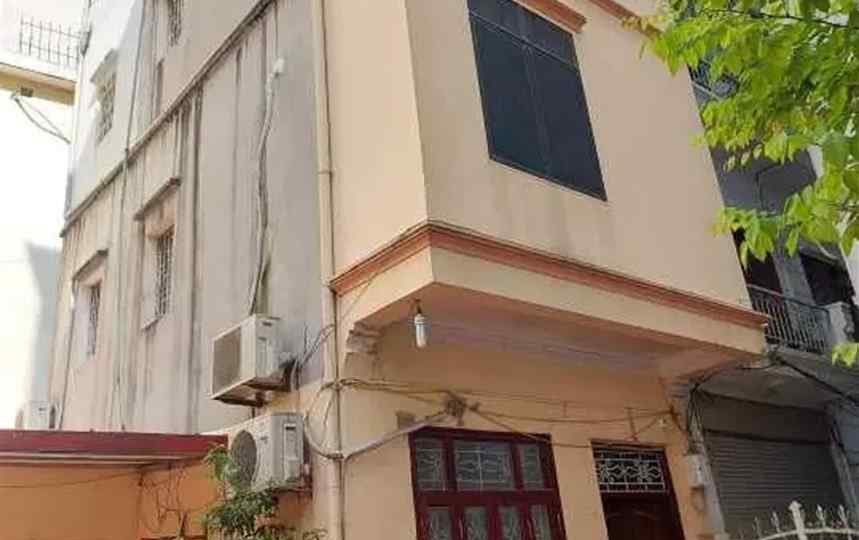 Cần Bán Nhà Đội Cấn, Ba Đình, View Hồ Đầm Tròn, Hơn 46 Tỷ, DT Lớn 177m2, Ô Tô Vào