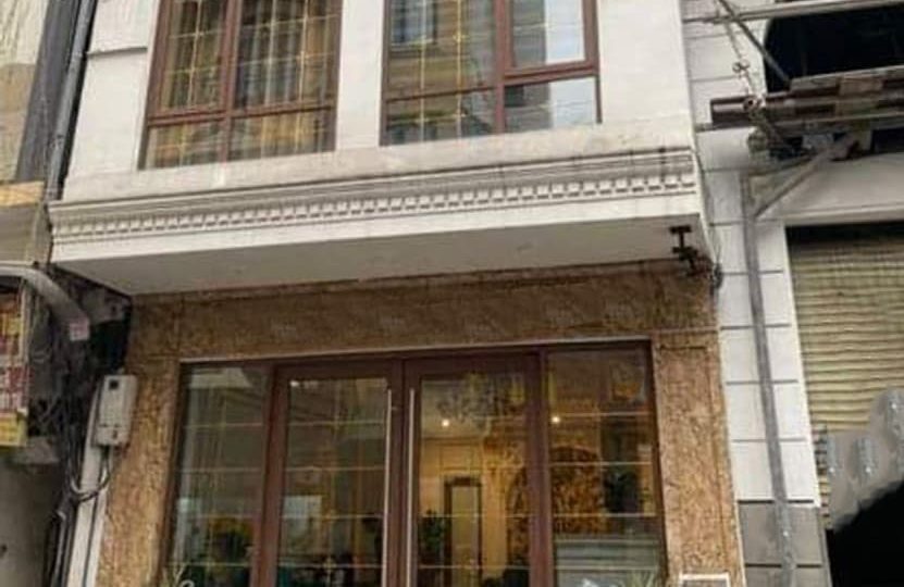 Bán nhà mặt phố Đào Duy Từ siêu hot, thang máy nhập, 78m2, giá 81 tỷ