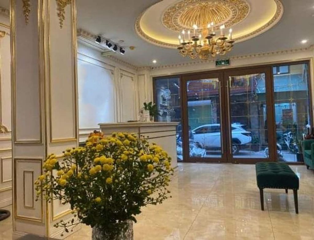 Bán nhà mặt phố Đào Duy Từ siêu hot, 78m2, giá 81 tỷ