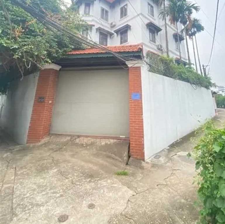Mua Nhà Biệt Thự 70 Tỷ Tại Nhật Tân, Tây Hồ, DT 275m2, Nhà 4 Tầng, Mặt Tiền Siêu Rộng, Ô Tô Dừng Đỗ