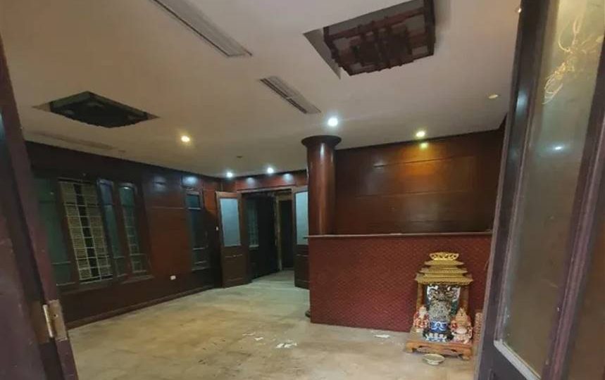 Tìm Mua Nhà Mặt Phố Đẹp Tại Phường Nhật Tân, Tây Hồ, 4 Tầng, DT 206m2, Mặt Tiền 8m, Đường Ô Tô Tránh