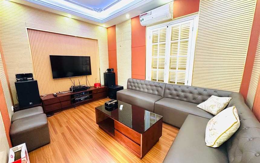 Tìm Mua Biệt Thự Đẹp Tại Phường Quan Hoa, Cầu Giấy, Giá Nhỉnh 40 Tỷ, DT 163m2, Ngõ Ô Tô Vào, Mặt Tiền 20m