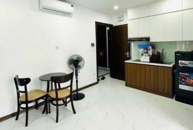 Bán căn hộ Mễ Trì 145m² 9 tầng mặt tiền 9,6m, 46,5 tỷ full nội thất