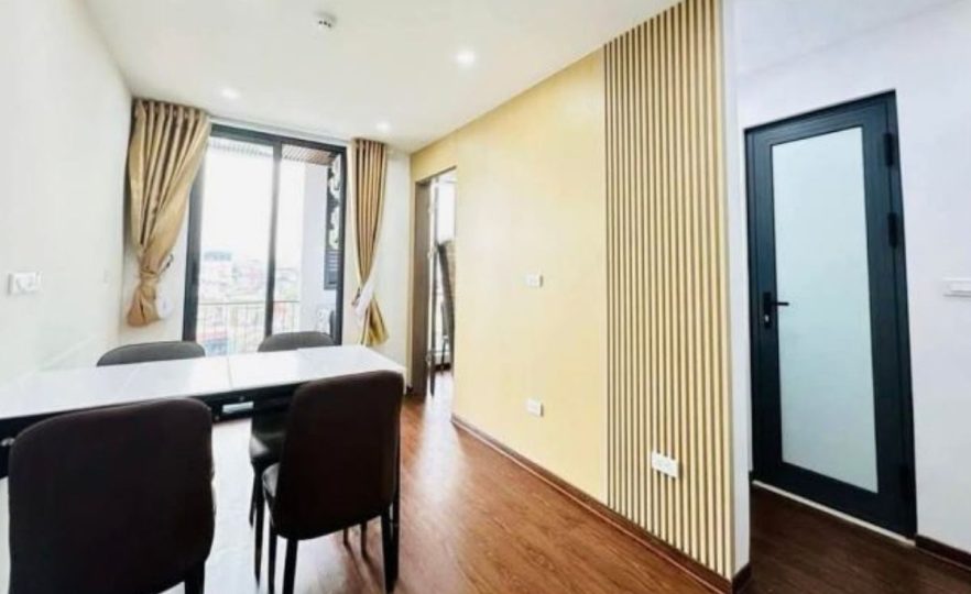 Bán chung cư dịch vụ Hoàng Ngân 160m², 7 tầng, doanh thu 250 triệu/tháng