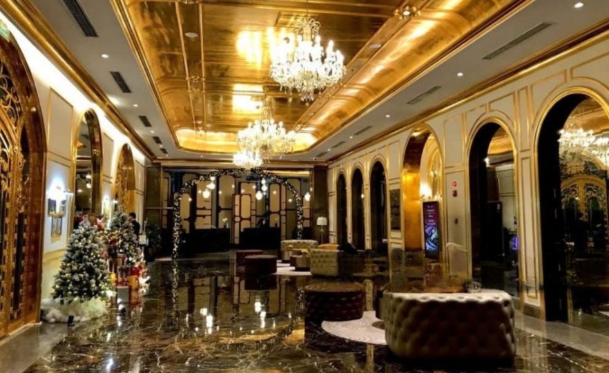 Bán khách sạn 306m², MT 10m, Hàng Buồm, giá 262 tỷ, 45 phòng.