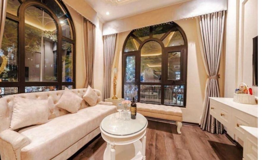 Bán Khách Sạn Nguyễn Văn Cừ 320m², 9 Tầng, MT 11m, 264 tỷ
