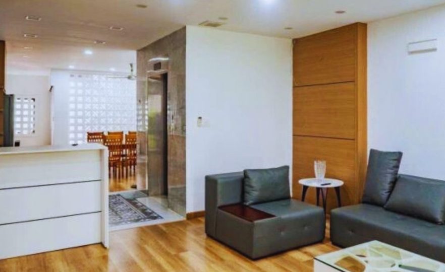 Bán Nhà Liền Kề Xuân La 90m² MT 5m Thang Máy Giá 29.3 Tỷ