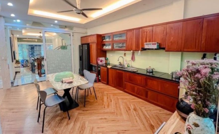 Bán nhà mặt phố Bùi Xương Trạch 63m², 4 tầng, MT 4m, giá 23 tỷ