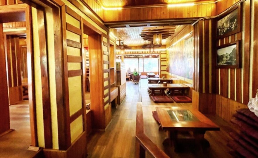 Nhà mặt phố Cầu Giấy 238m², 3 tầng, Lô góc 25m, Giá 146 tỷ