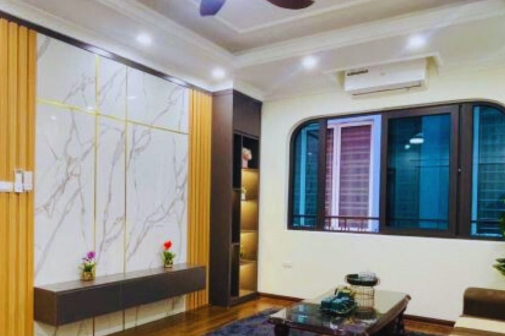 ban-nha-mat-pho-xa-dan-60m2-6-tang-lo-goc.jpg