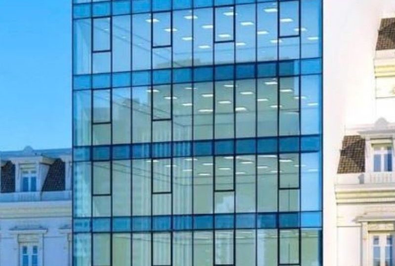 Bán tòa nhà Nguyễn Khánh Toàn, Cầu Giấy – 310m², MT 18m