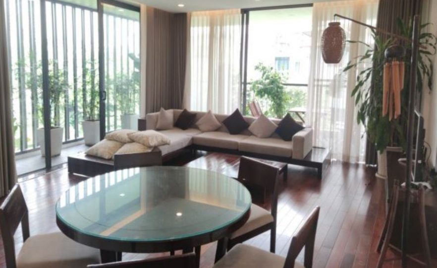 Nhà mặt đường Tây Hồ bán – 314m², Bể bơi, Thang máy, Giá 110 Tỷ