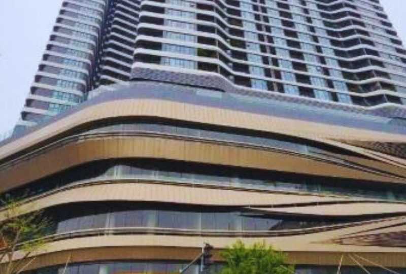 Bán biệt thự mặt phố Nguyễn Xuân Khoát 226m² 2 MT 186 tỷ