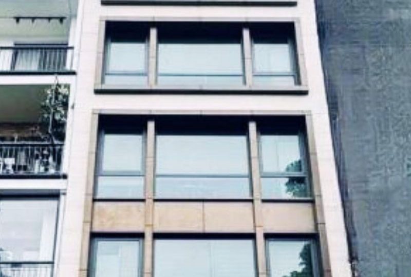 Nhà Mặt Phố Bà Triệu 190m²,  5 T, Thang Máy, MT 5,5m, 135 Tỷ