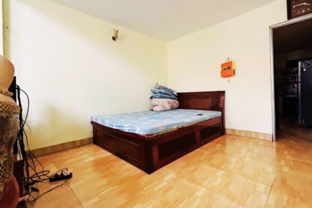 ban-nha-mat-pho-ba-trieu-190m2-mt-7m.jpg
