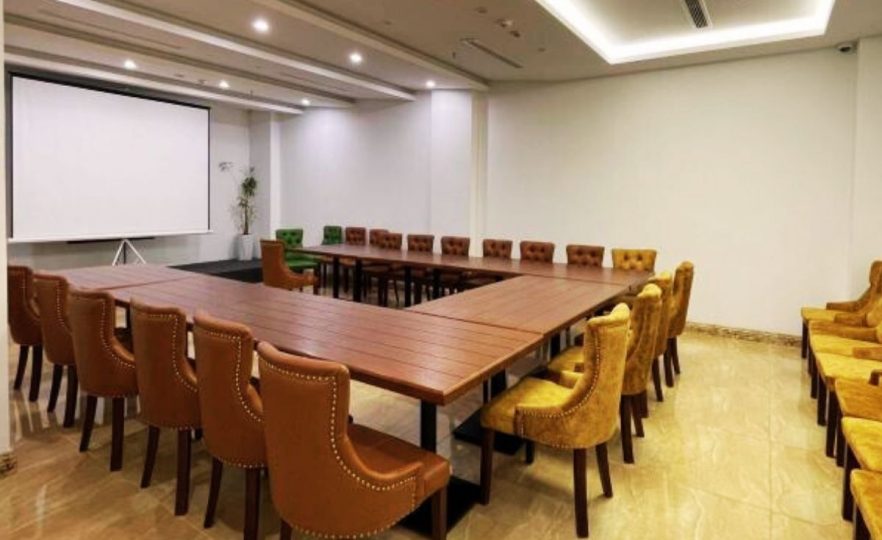 Bán Nhà Dịch Vọng Hậu 1.500m², 12 Tầng, MT 30m, 140 Tỷ