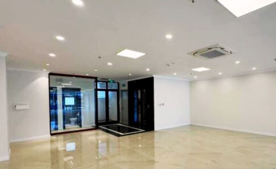 Bán nhà Hoàng Văn Thái 195m² MT7.2m, 10 tầng, giá 100 tỷ