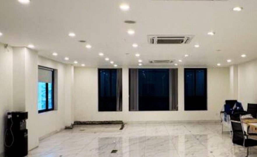 Bán tòa nhà Cầu Giấy 120m²,10 tầng, MT 8m, giá 89.9 tỷ, TM