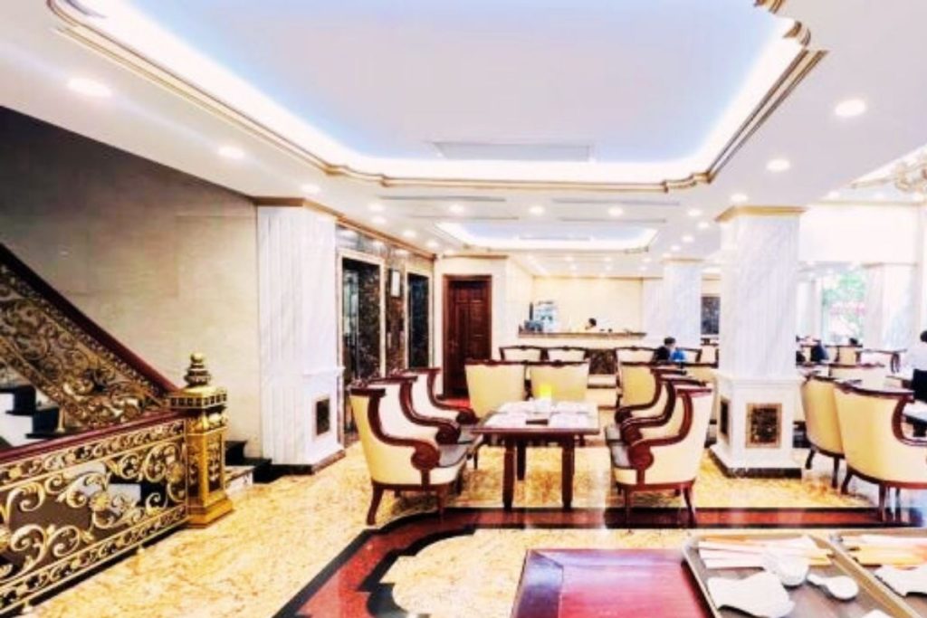 ban-toa-nha-mat-pho-to-huu-200m2.jpg