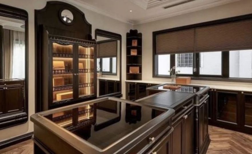 Bán tòa nhà Tố Hữu 370m², lô góc 3 mặt, MT 35m, Giá 165 tỷ