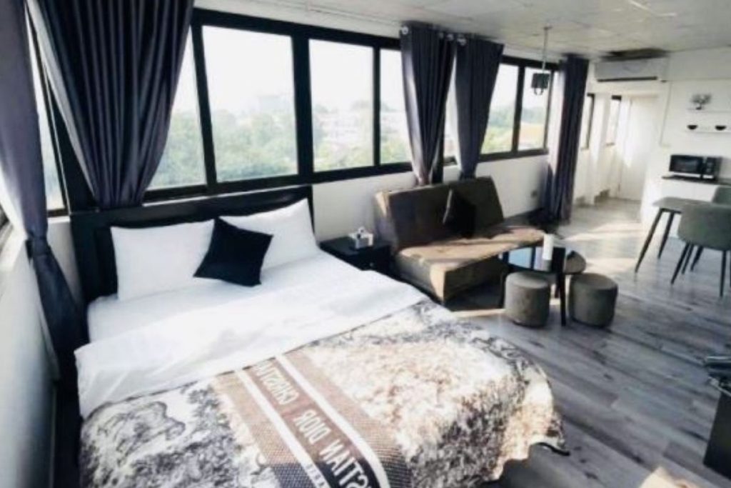 Nhà 7 tầng thang máy mặt phố Nguyễn Thái Học, Ba Đình, 90m² – khách sạn mini, dòng tiền ổn định