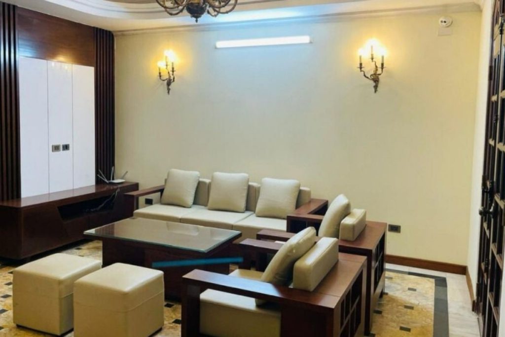 biet-thu-dang-thai-mai-90m2-lo-goc-tay-ho.jpg